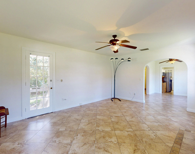 1837 22nd Avenue - Photo Thumbnail 8