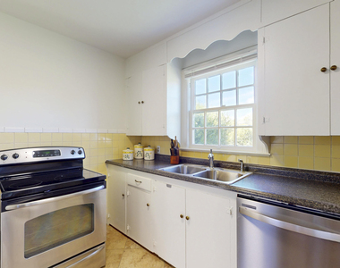 1837 22nd Avenue - Photo Thumbnail 18