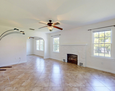1837 22nd Avenue - Photo Thumbnail 7
