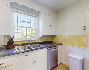 1837 22nd Avenue - Photo Thumbnail 19