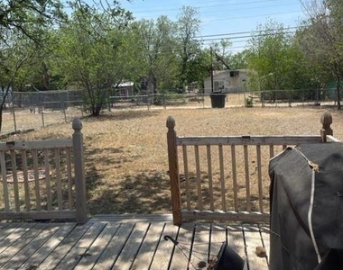 1530 Portland Avenue - Photo Thumbnail 10