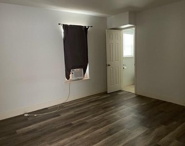 1530 Portland Avenue - Photo Thumbnail 5