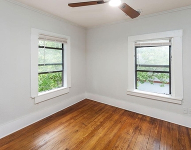 1025 W Walker Street - Photo Thumbnail 27