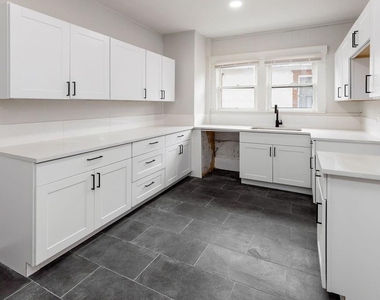 1025 W Walker Street - Photo Thumbnail 39