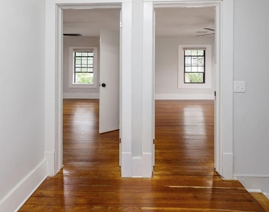 1025 W Walker Street - Photo Thumbnail 28