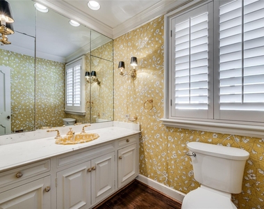 4520 Westway Avenue - Photo Thumbnail 12