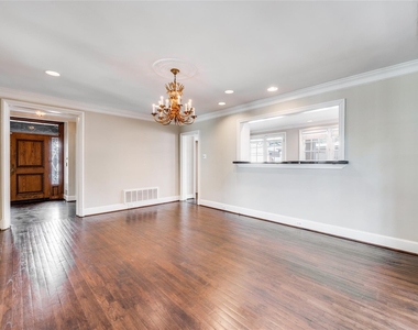 4520 Westway Avenue - Photo Thumbnail 4