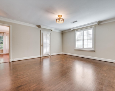 4520 Westway Avenue - Photo Thumbnail 16
