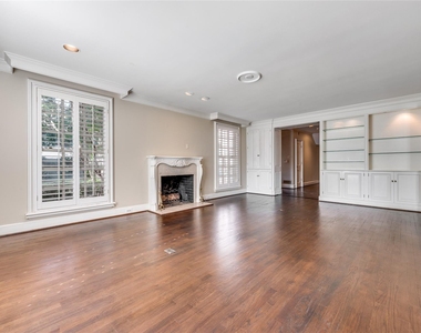 4520 Westway Avenue - Photo Thumbnail 5