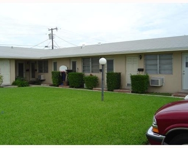 7624 Pembroke Road - Photo Thumbnail 1