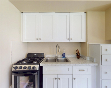 1837 22nd Avenue - Photo Thumbnail 11