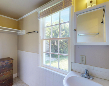1837 22nd Avenue - Photo Thumbnail 16