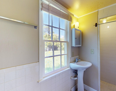 1837 22nd Avenue - Photo Thumbnail 14