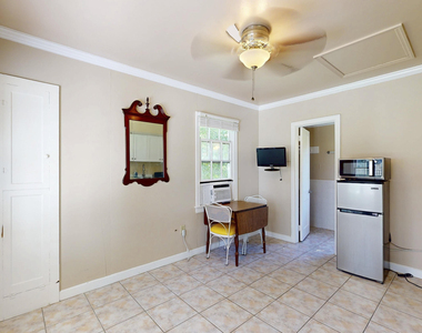 1837 22nd Avenue - Photo Thumbnail 5