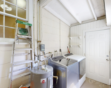 1837 22nd Avenue - Photo Thumbnail 18