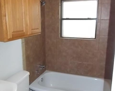 1317 Portland Avenue - Photo Thumbnail 6