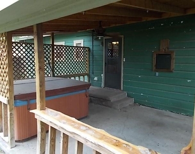 1317 Portland Avenue - Photo Thumbnail 7