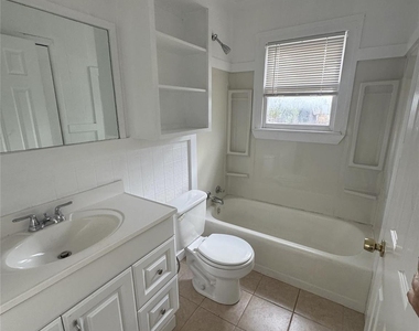 703 Ash Street - Photo Thumbnail 5