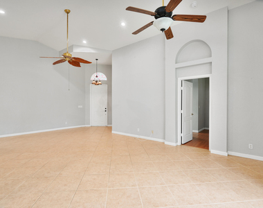 6020 Spring Lake Terrace - Photo Thumbnail 8