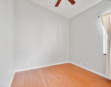 6020 Spring Lake Terrace - Photo Thumbnail 19