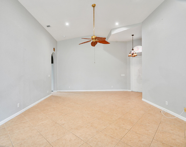 6020 Spring Lake Terrace - Photo Thumbnail 10