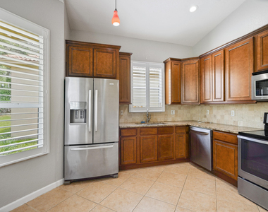 6020 Spring Lake Terrace - Photo Thumbnail 11