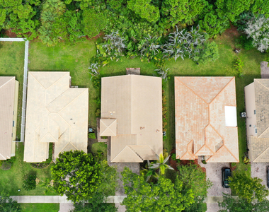 6020 Spring Lake Terrace - Photo Thumbnail 33