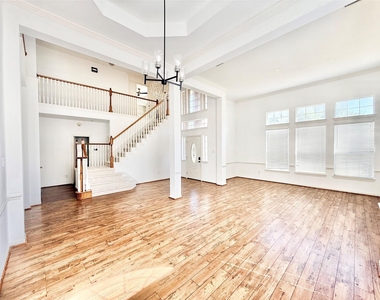 4525 Reunion Drive - Photo Thumbnail 6