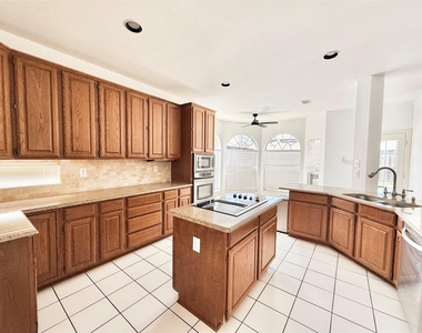 4525 Reunion Drive - Photo Thumbnail 13