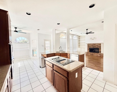 4525 Reunion Drive - Photo Thumbnail 10