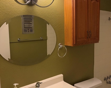 3325 S 15th Street - Photo Thumbnail 9