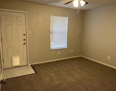 1152 Landsdale Lane - Photo Thumbnail 6