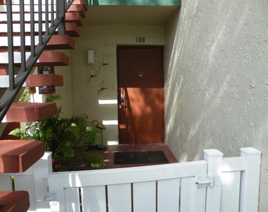 15 Willowbrook Lane - Photo Thumbnail 1