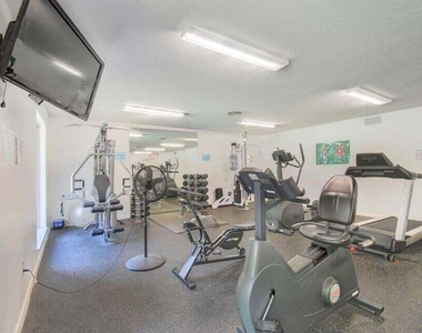 15 Willowbrook Lane - Photo Thumbnail 23