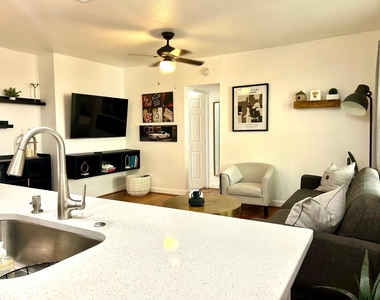 3927 Cole Avenue - Photo Thumbnail 8