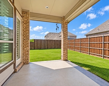 204 Whitewing Lane - Photo Thumbnail 23