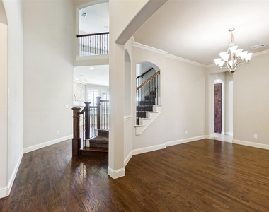 204 Whitewing Lane - Photo Thumbnail 2
