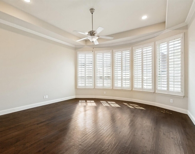204 Whitewing Lane - Photo Thumbnail 11