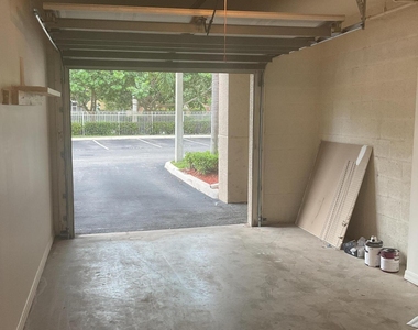 6505 Emerald Dunes Drive - Photo Thumbnail 22