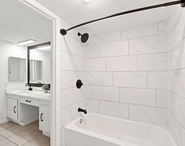 1302 Nebraska Avenue - Photo Thumbnail 11