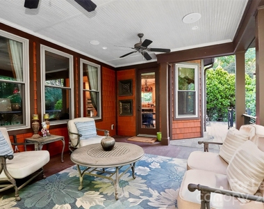 6031 Greystone Drive - Photo Thumbnail 32