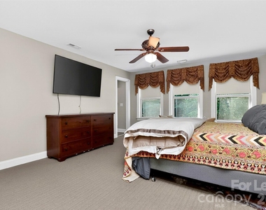 6031 Greystone Drive - Photo Thumbnail 22