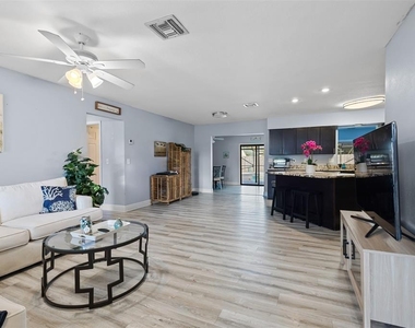 5408 Birch Drive - Photo Thumbnail 2