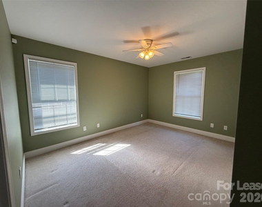 64 Springside Road - Photo Thumbnail 11