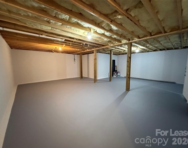 64 Springside Road - Photo Thumbnail 12