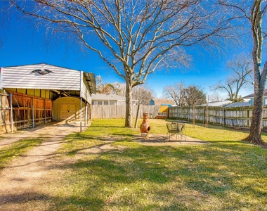 318 S Walker Street - Photo Thumbnail 25