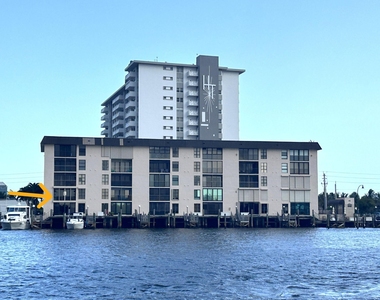 3200 N Ocean Drive - Photo Thumbnail 2