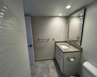 3200 N Ocean Drive - Photo Thumbnail 20