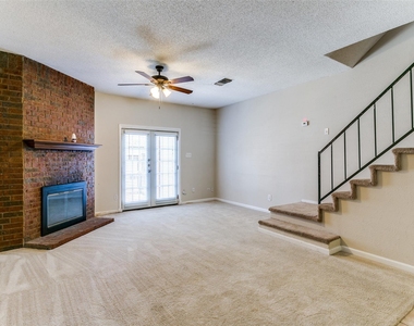 238 Samuel Boulevard - Photo Thumbnail 5