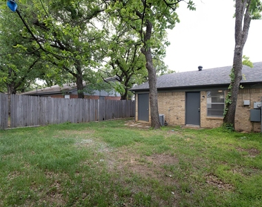 741 Woodland Court - Photo Thumbnail 22